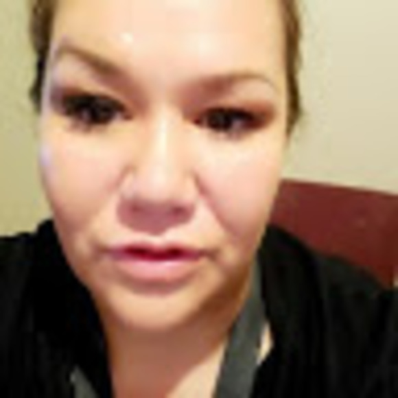 Meet your Posher, Heather - Picture 1 of 1